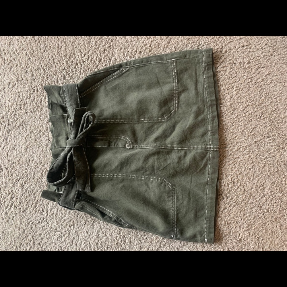 High waisted skirt